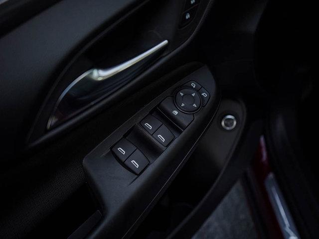 new 2025 Buick Envista car, priced at $29,998