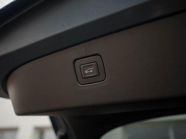 new 2025 Buick Envista car, priced at $25,998