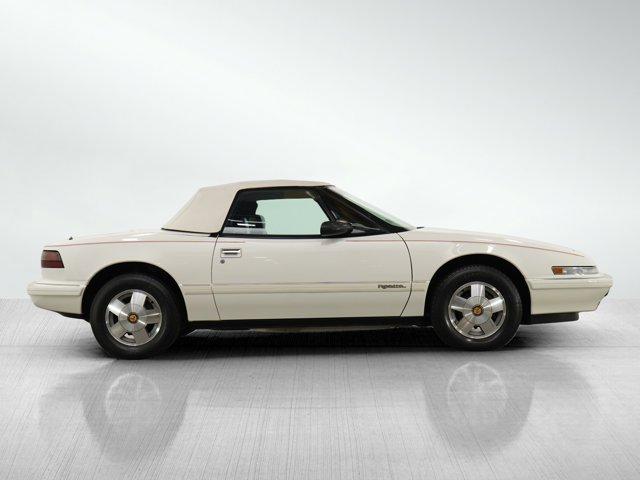 used 1990 Buick Reatta car, priced at $8,799