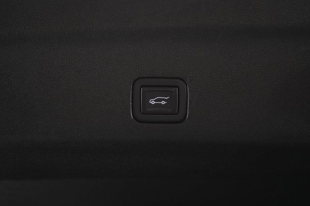 used 2024 GMC Yukon car, priced at $77,998