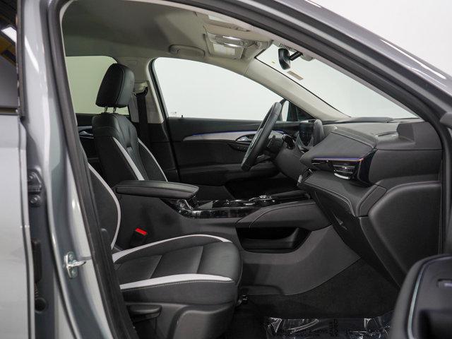 used 2025 Buick Envision car, priced at $34,000