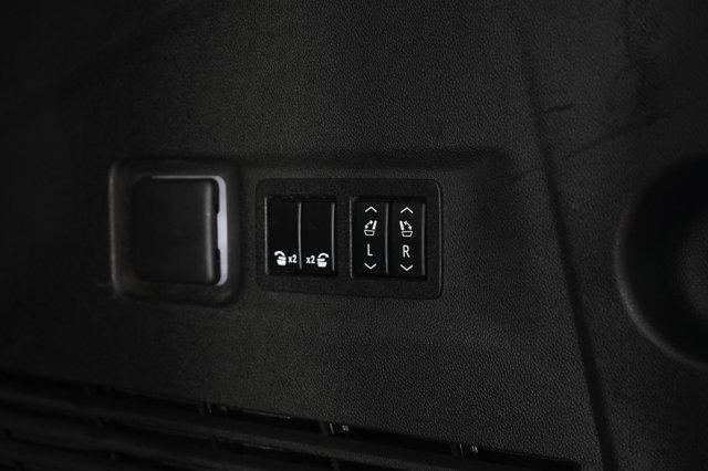used 2021 GMC Yukon XL car, priced at $47,998