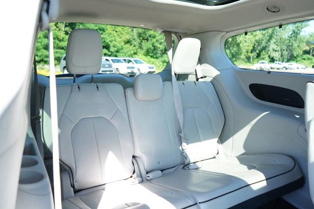 used 2021 Chrysler Pacifica car