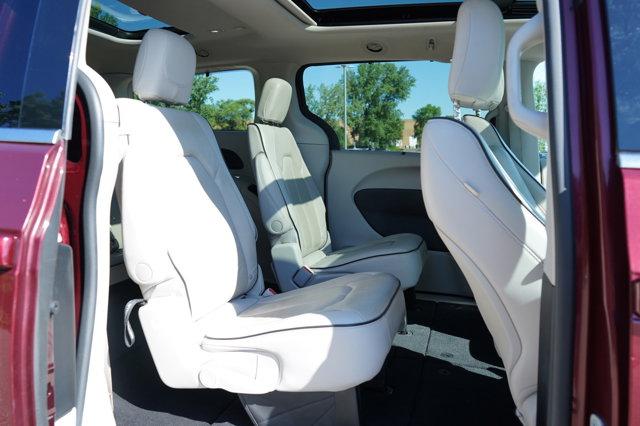 used 2021 Chrysler Pacifica car