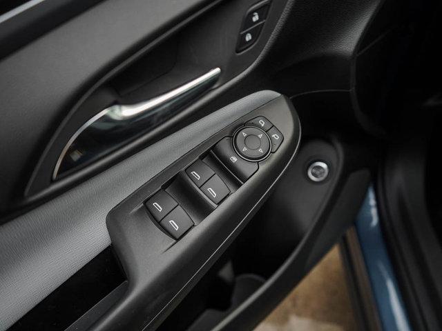 new 2025 Buick Envista car, priced at $26,598