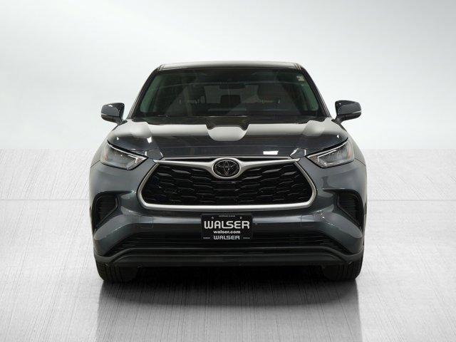 used 2020 Toyota Highlander car, priced at $26,998