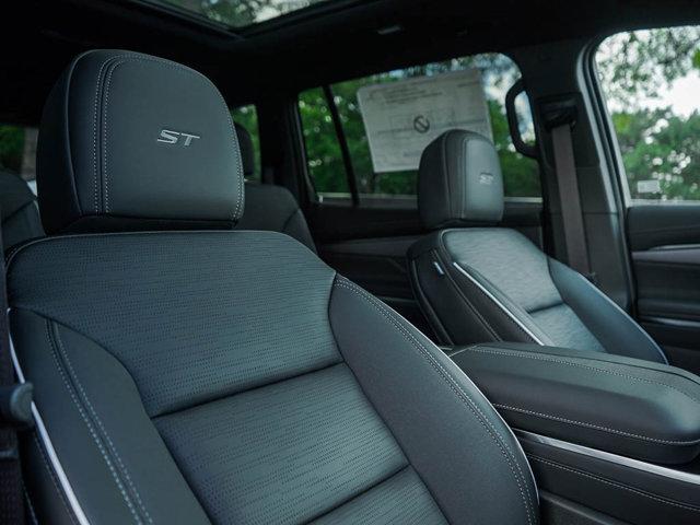 new 2025 Buick Enclave car, priced at $51,998