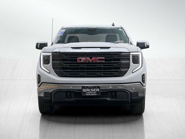 new 2025 GMC Sierra 1500 car, priced at $40,336