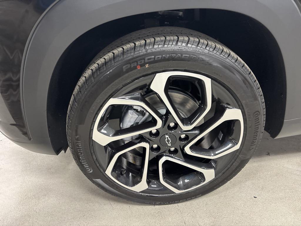 new 2026 Chevrolet Trax car, priced at $25,995