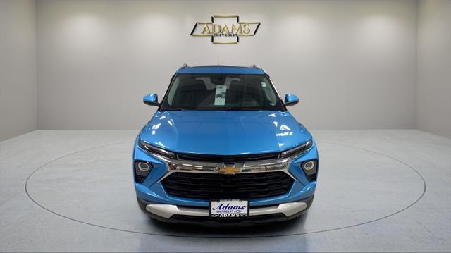 new 2025 Chevrolet TrailBlazer car, priced at $28,570