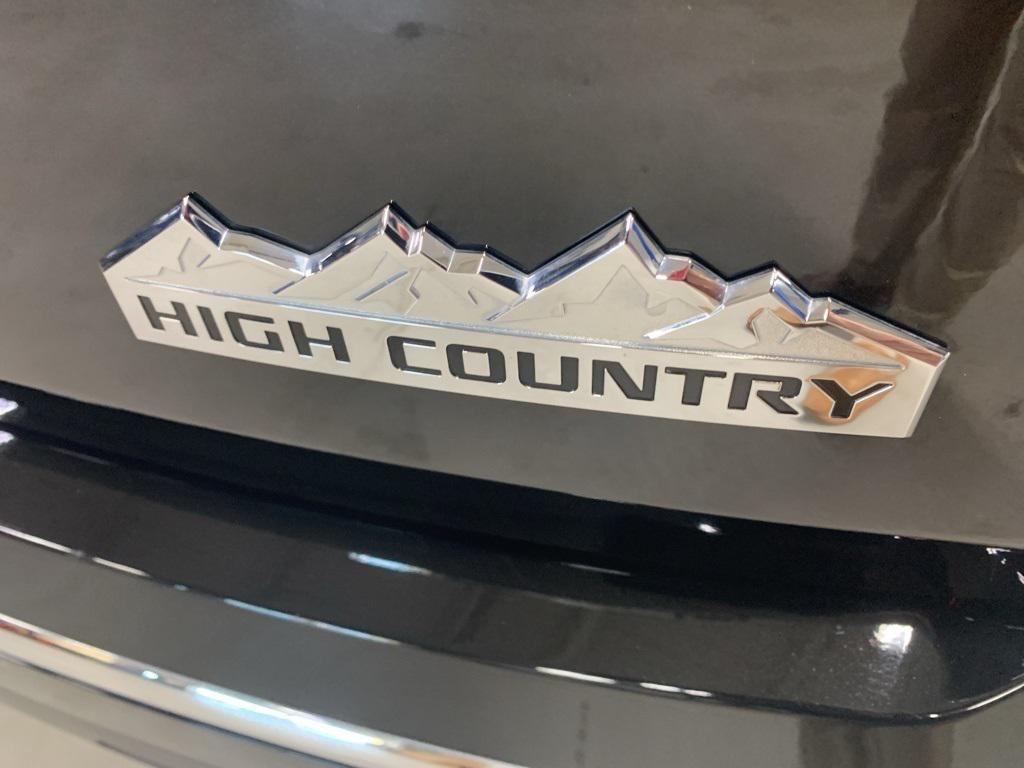 used 2020 Chevrolet Traverse car, priced at $38,900