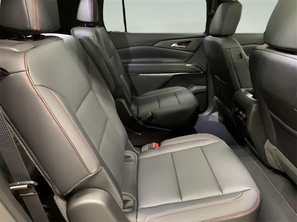 new 2026 Chevrolet Traverse car, priced at $50,395