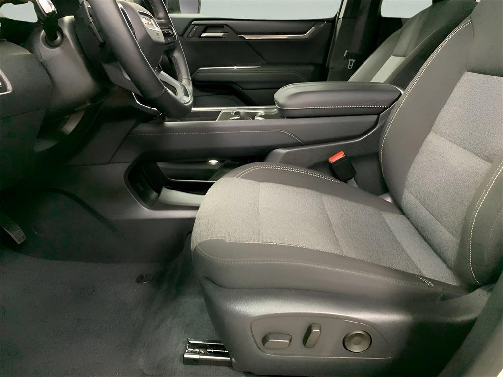 used 2025 GMC Acadia car, priced at $34,958