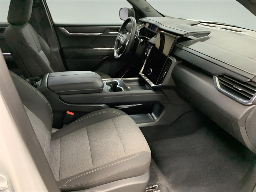used 2025 GMC Acadia car, priced at $34,958