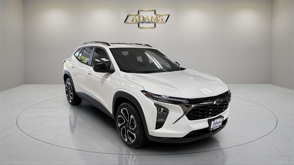 new 2026 Chevrolet Trax car, priced at $25,695