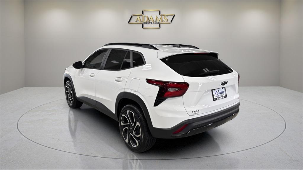 new 2026 Chevrolet Trax car, priced at $25,695