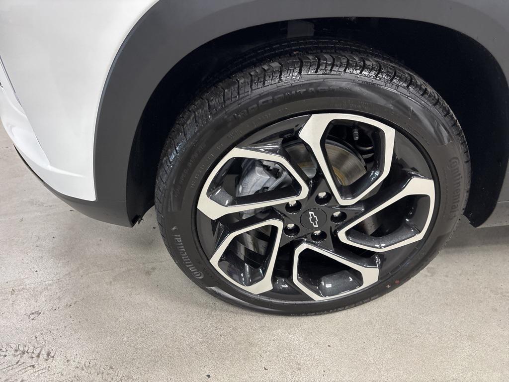 new 2026 Chevrolet Trax car, priced at $25,695