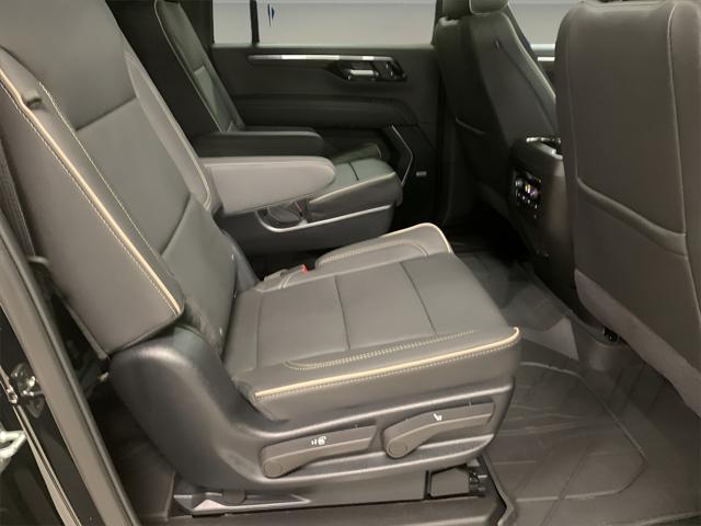 new 2025 Chevrolet Suburban car, priced at $81,185