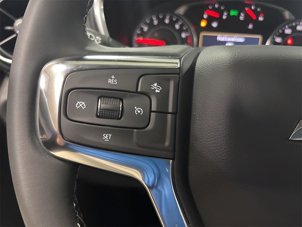 new 2025 Chevrolet Blazer car, priced at $42,395