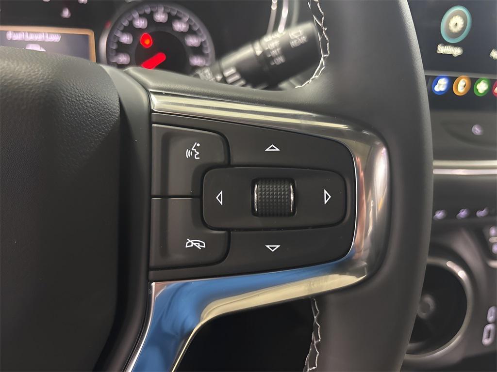 new 2025 Chevrolet Blazer car, priced at $42,395