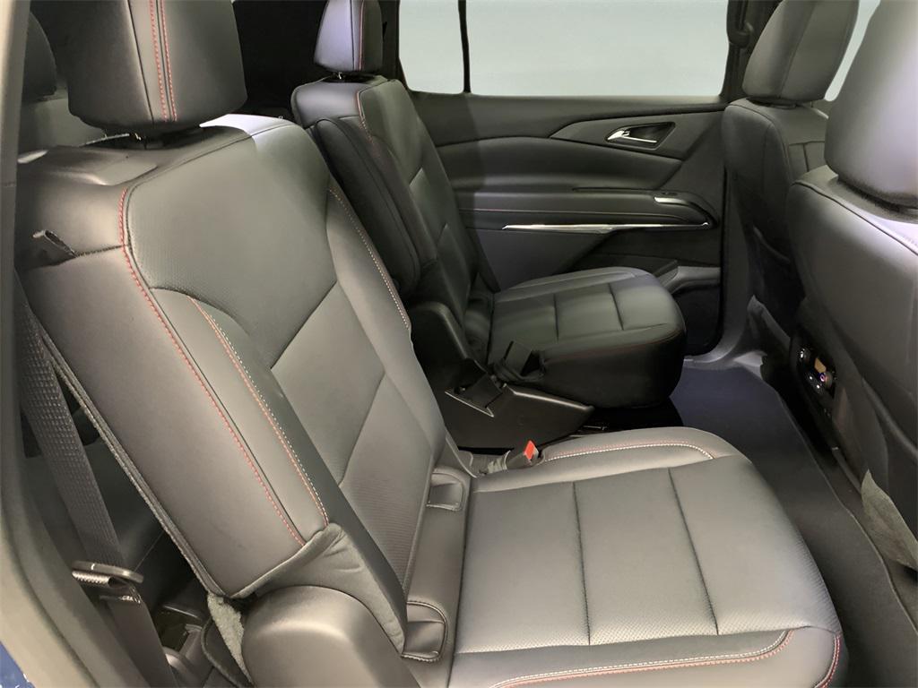 new 2026 Chevrolet Traverse car, priced at $50,395