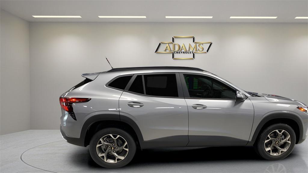 new 2026 Chevrolet Trax car, priced at $22,600