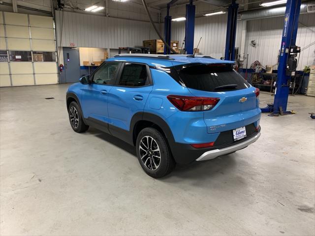 new 2025 Chevrolet TrailBlazer car, priced at $28,680