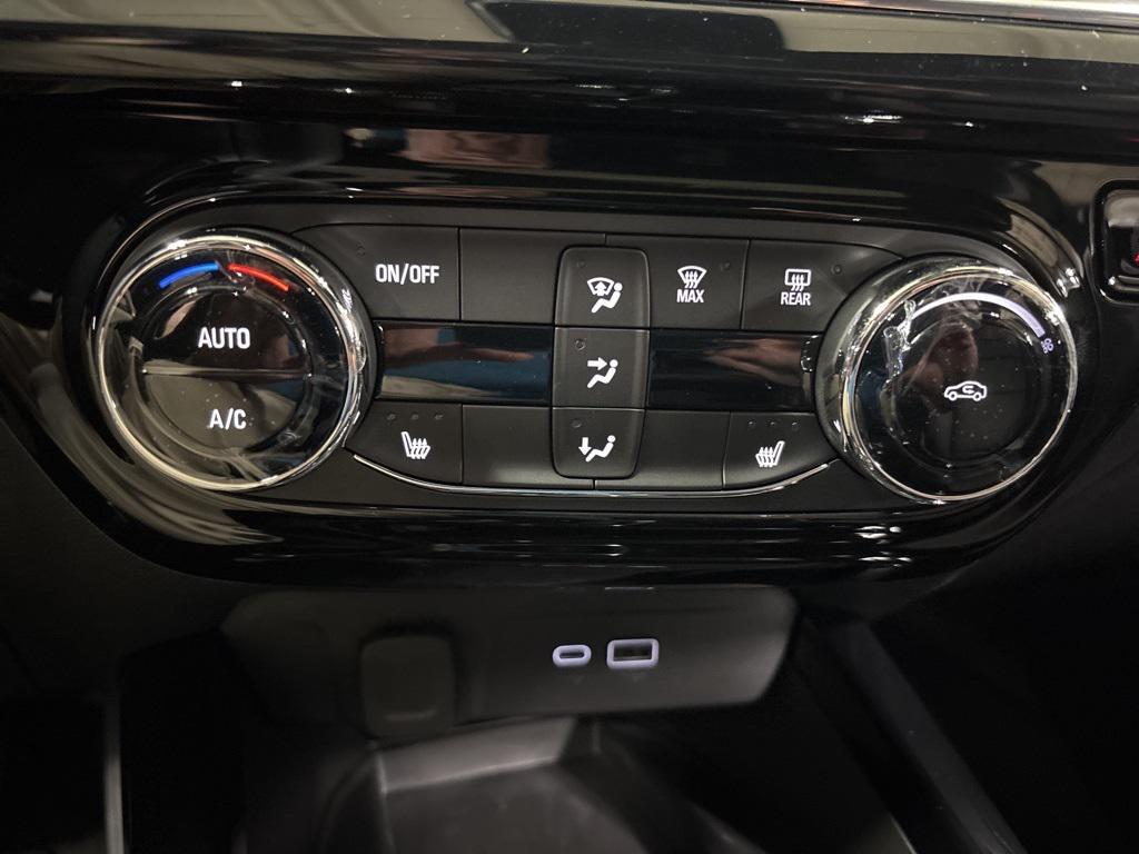 new 2026 Chevrolet Trax car, priced at $25,995
