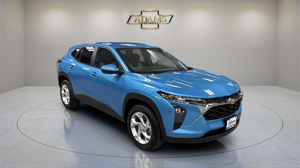new 2026 Chevrolet Trax car, priced at $22,490