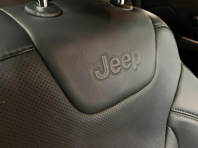 used 2019 Jeep Cherokee car, priced at $15,885