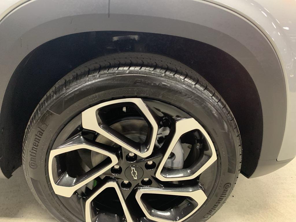 new 2026 Chevrolet Trax car, priced at $25,695