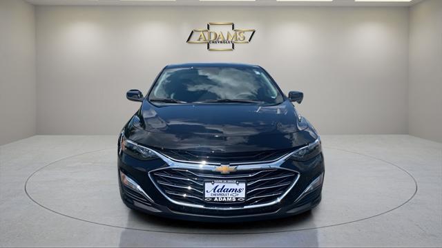 new 2025 Chevrolet Malibu car, priced at $25,800