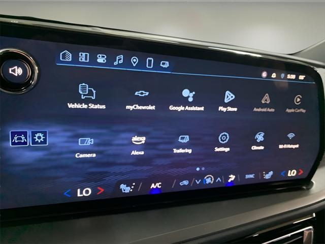 new 2025 Chevrolet Traverse car, priced at $40,300