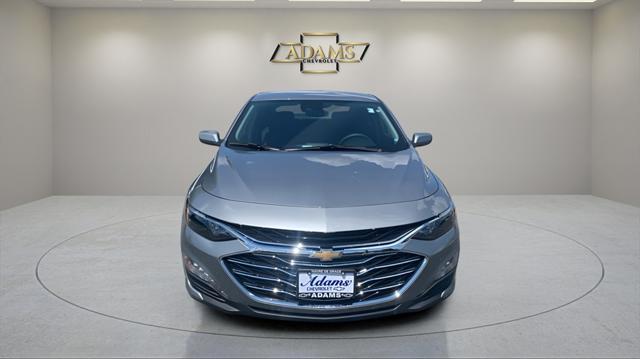 new 2025 Chevrolet Malibu car, priced at $28,100