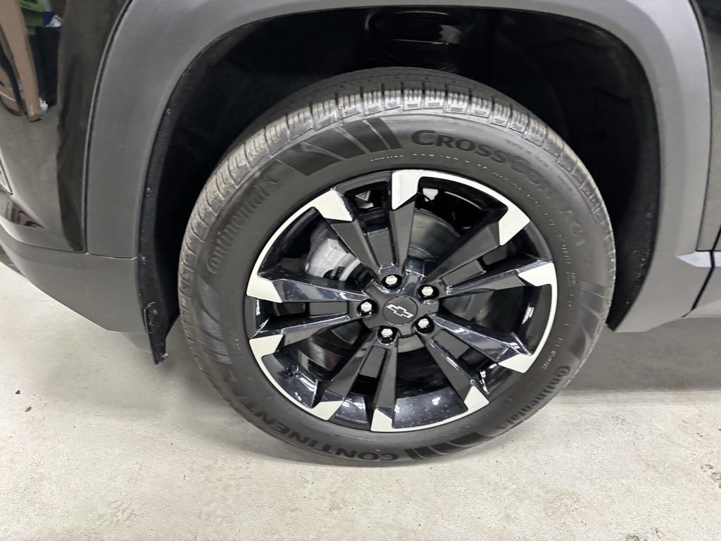 new 2026 Chevrolet Equinox car, priced at $33,595