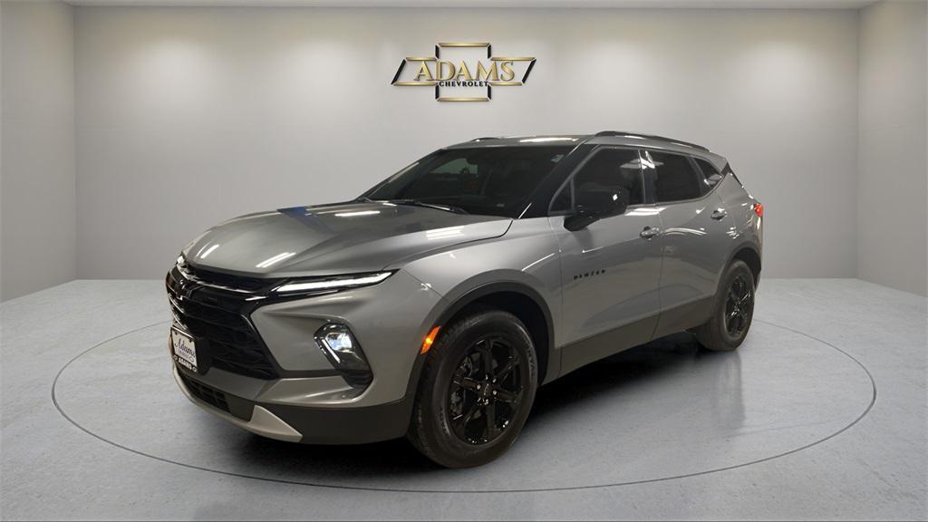 new 2025 Chevrolet Blazer car, priced at $38,760