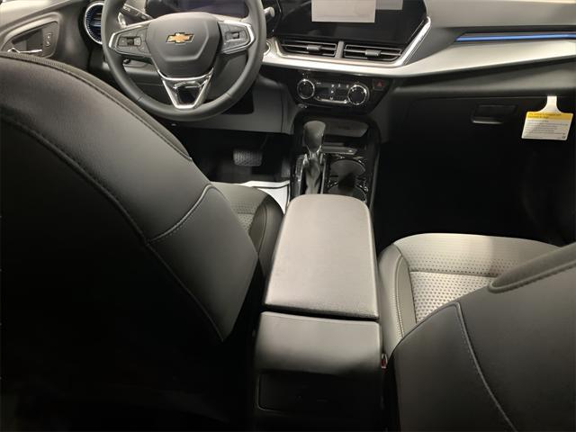 new 2025 Chevrolet Trax car, priced at $23,390