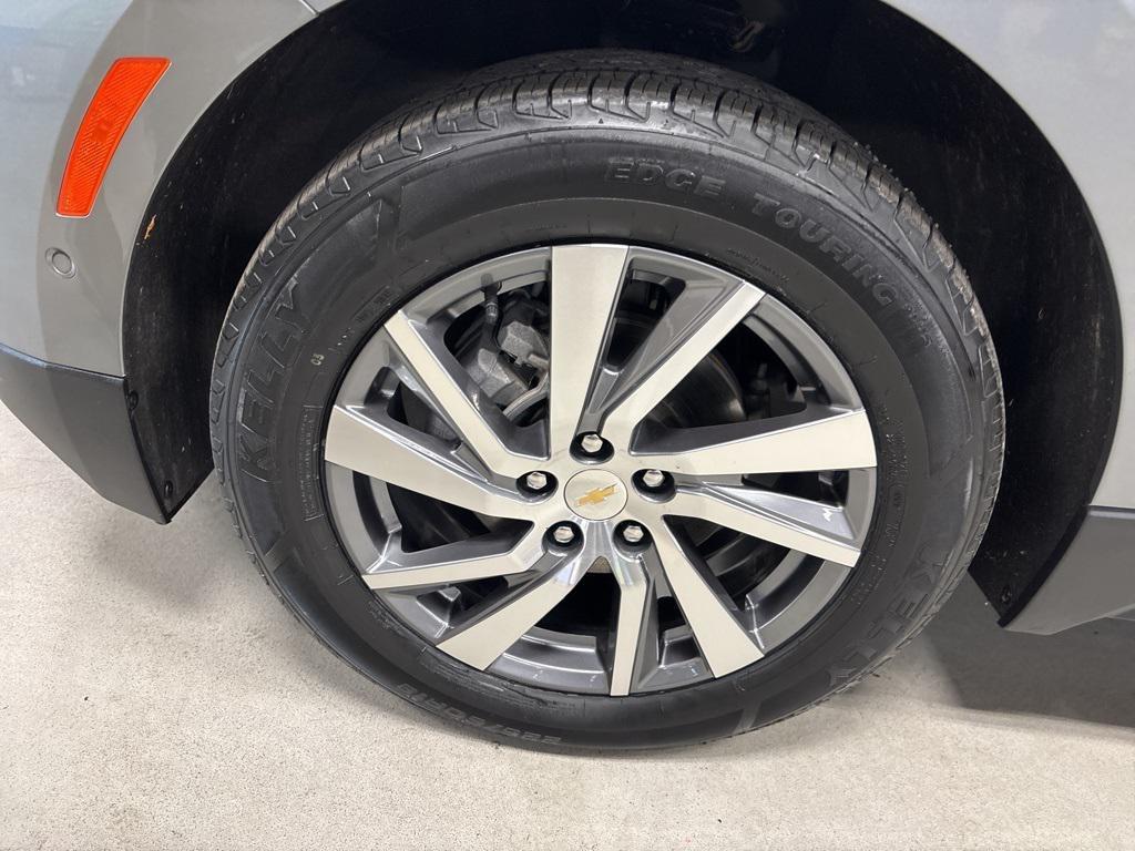 used 2023 Chevrolet Equinox car, priced at $27,488
