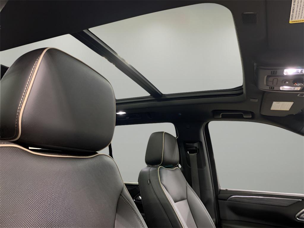used 2023 GMC Yukon car, priced at $59,988