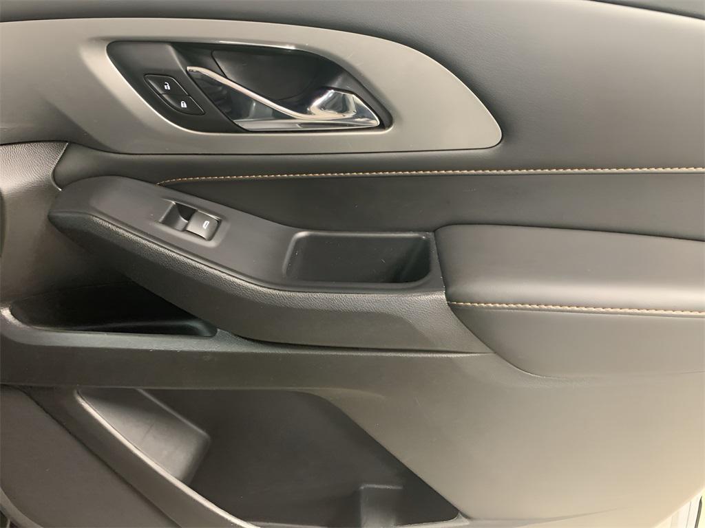 used 2021 Chevrolet Traverse car, priced at $25,885