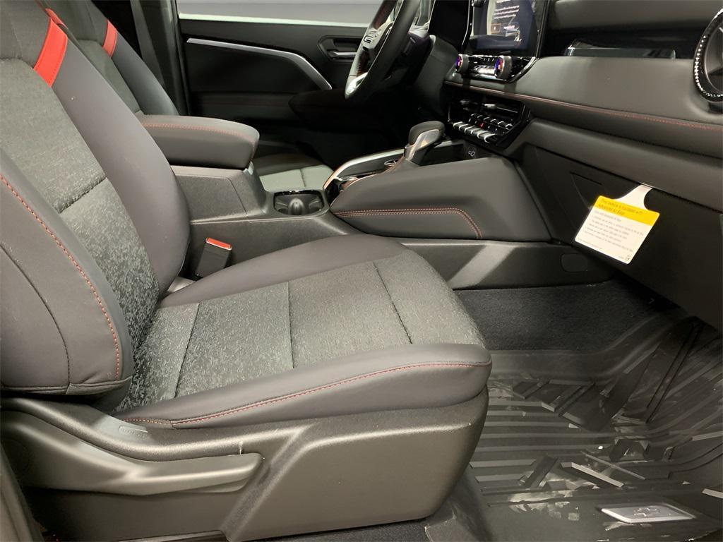 new 2025 Chevrolet Colorado car, priced at $43,421