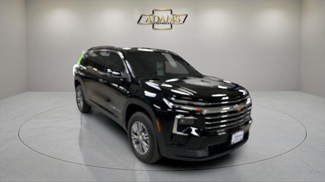 new 2025 Chevrolet Traverse car, priced at $40,300