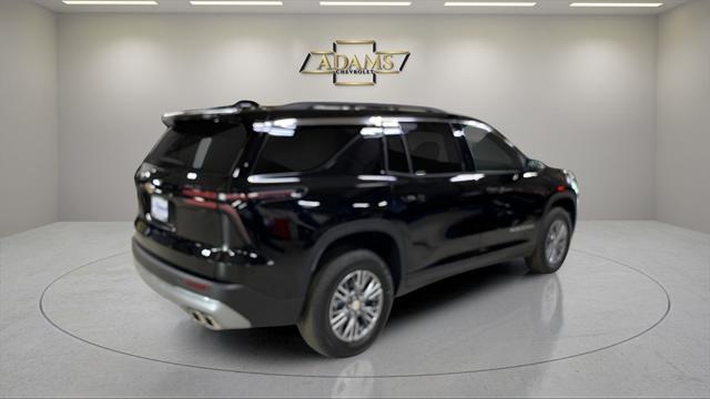 new 2025 Chevrolet Traverse car, priced at $40,300