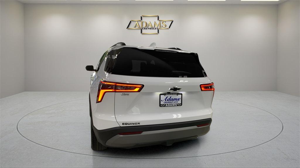 new 2026 Chevrolet Equinox car, priced at $31,685