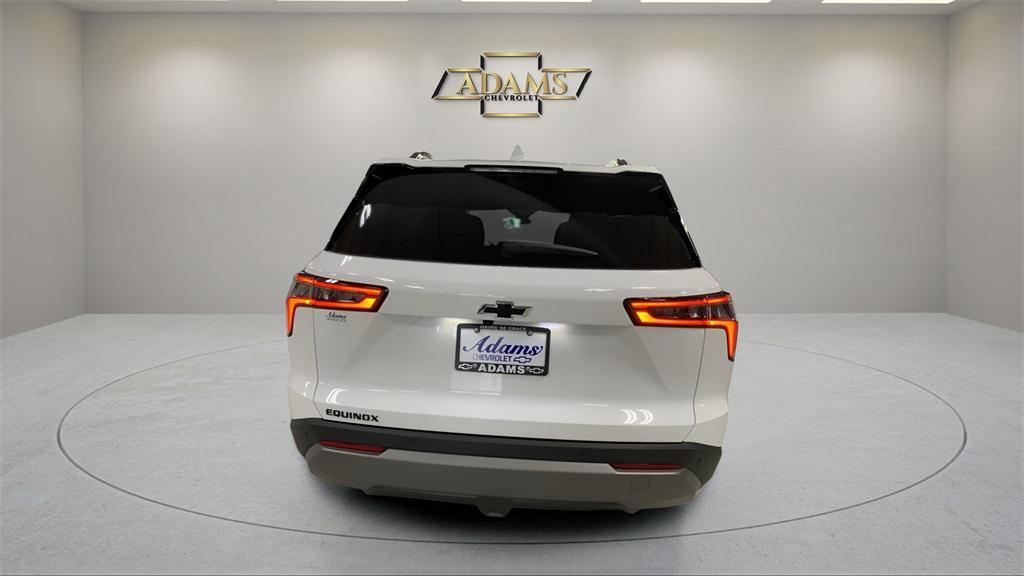 new 2026 Chevrolet Equinox car, priced at $31,685