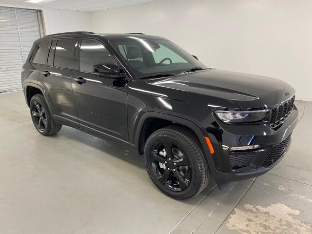 new 2025 Jeep Grand Cherokee car, priced at $53,455