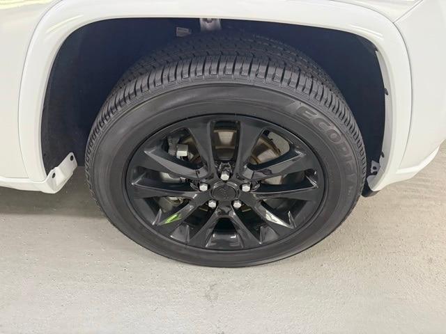 used 2022 Jeep Grand Cherokee WK car, priced at $26,598