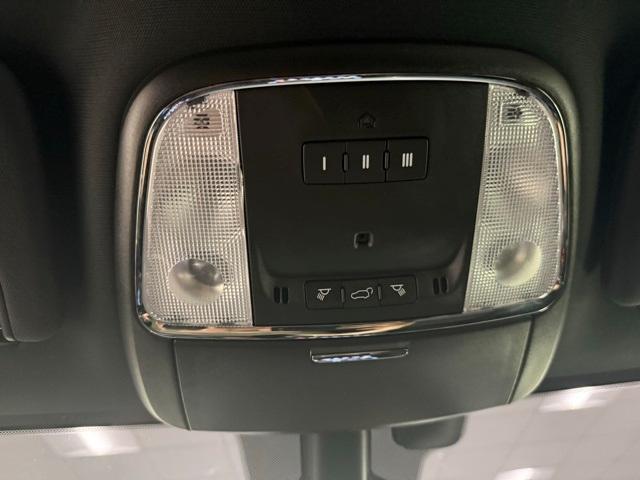 used 2022 Jeep Grand Cherokee WK car, priced at $26,598