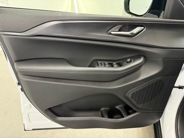 new 2025 Jeep Grand Cherokee L car, priced at $47,419