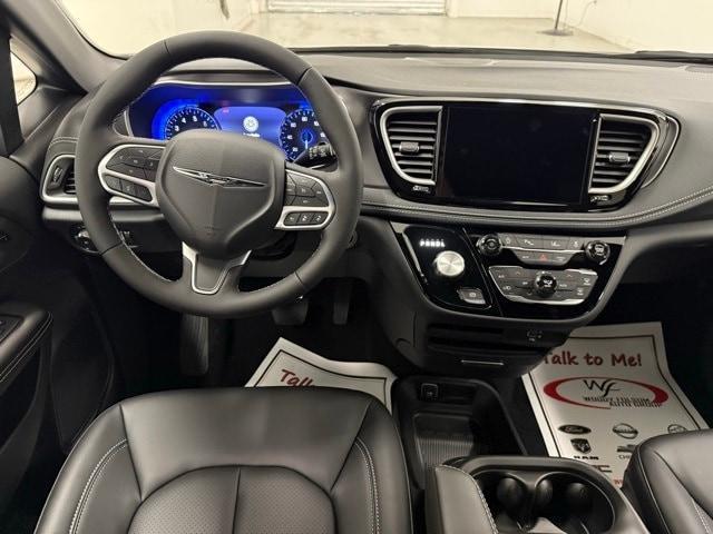 new 2026 Chrysler Pacifica car